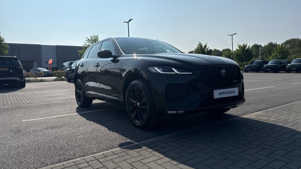 Jaguar F-Pace 2.0 P250 R-Dynamic SE 5dr Auto AWD Petrol Estate - Image 20