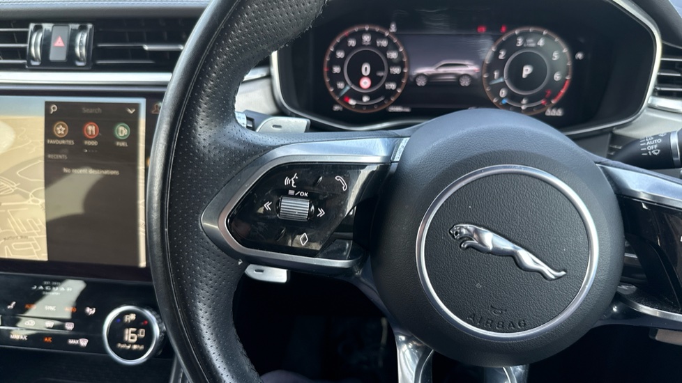 Jaguar F-Pace 2.0 P250 R-Dynamic SE 5dr Auto AWD Petrol Estate - Image 47
