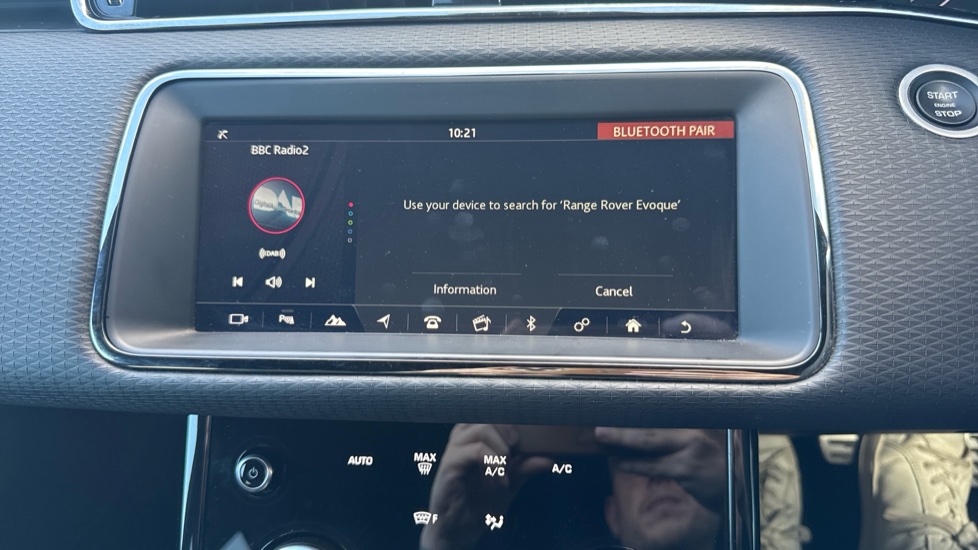 Land Rover Range Rover Evoque 2.0 P250 R-Dynamic S 5dr Auto Petrol Hatchback - Image 32