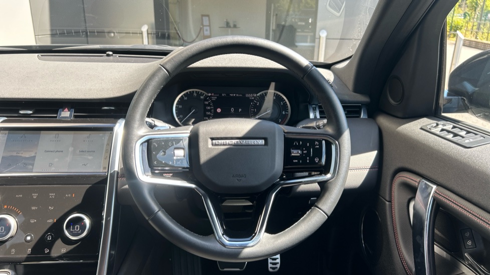 Land Rover Discovery Sport 1.5 P300e R-Dynamic SE 5dr Auto [5 Seat] Station Wagon - Image 15