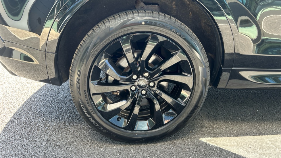 Land Rover Discovery Sport 1.5 P300e R-Dynamic SE 5dr Auto [5 Seat] Station Wagon - Image 28