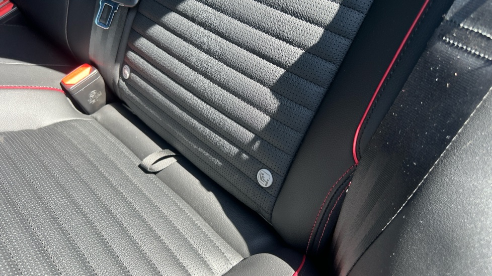 Land Rover Discovery Sport 1.5 P300e R-Dynamic SE 5dr Auto [5 Seat] Station Wagon - Image 34