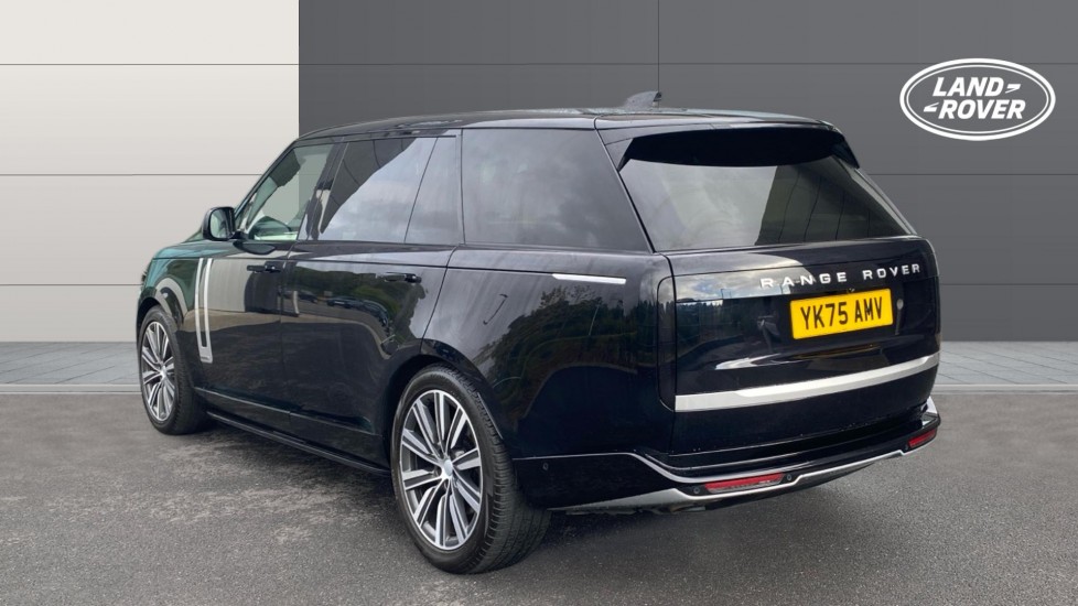 Land Rover Range Rover 4.4 P530 V8 Autobiography LWB 4dr Auto Petrol Estate - Image 2
