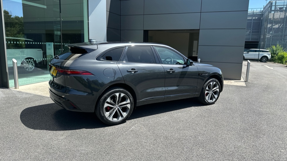 Jaguar F-Pace 2.0 P400e R-Dynamic HSE Black 5dr Auto AWD Estate - Image 20