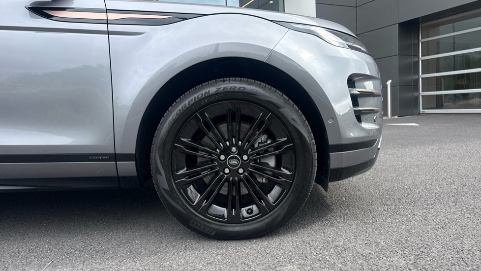 Land Rover Range Rover Evoque 2.0 D200 Autobiography 5dr Auto [Revised] Diesel Hatchback - Image 8