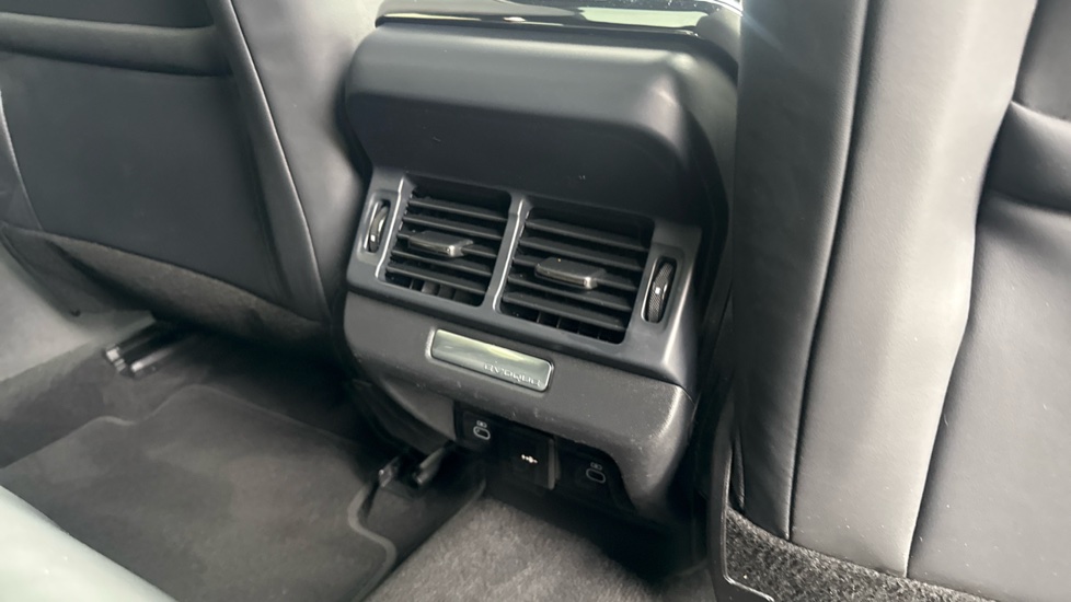 Land Rover Range Rover Evoque 2.0 D200 Autobiography 5dr Auto [Revised] Diesel Hatchback - Image 18
