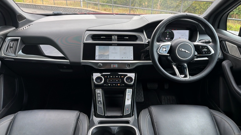 Jaguar I-Pace 294kW EV400 Black 90kWh 5dr Auto [11kW Charger] Electric Estate - Image 9