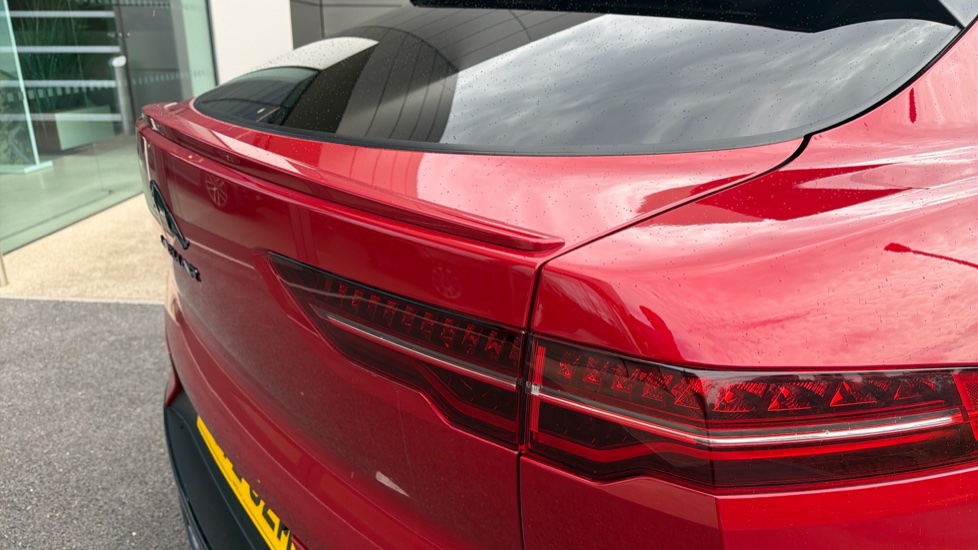 Jaguar I-Pace 294kW EV400 Black 90kWh 5dr Auto [11kW Charger] Electric Estate - Image 30