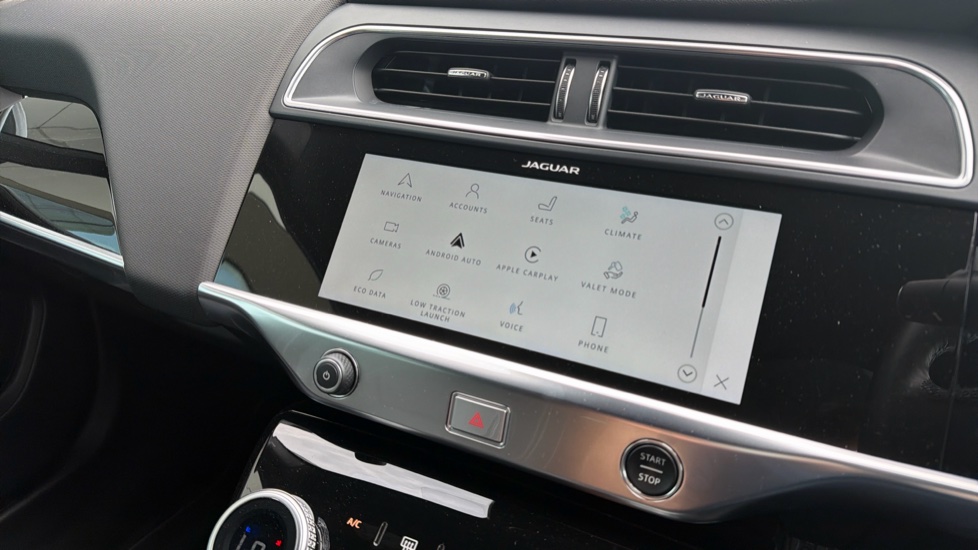 Jaguar I-Pace 294kW EV400 Black 90kWh 5dr Auto [11kW Charger] Electric Estate - Image 44