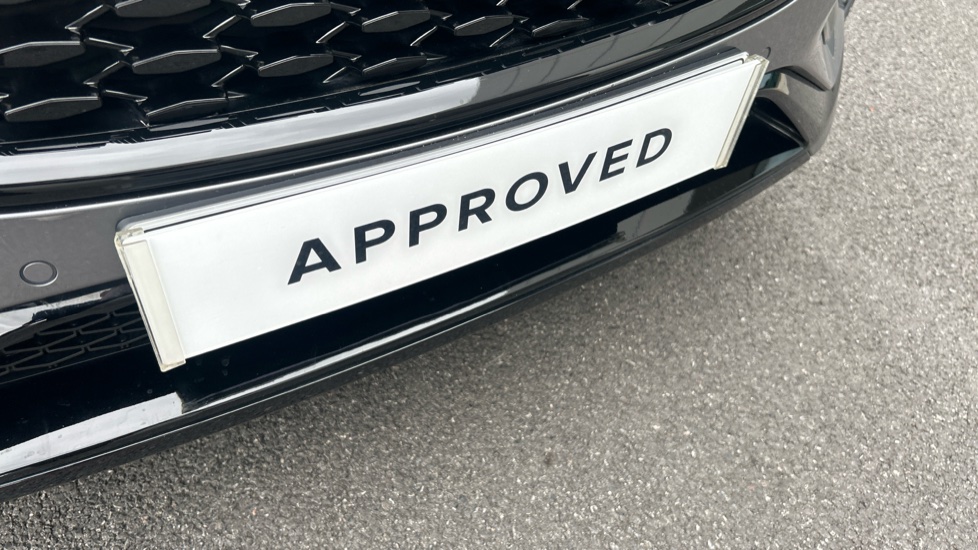 Jaguar F-Pace 2.0 P400e R-Dynamic S 5dr Auto AWD Estate - Image 21