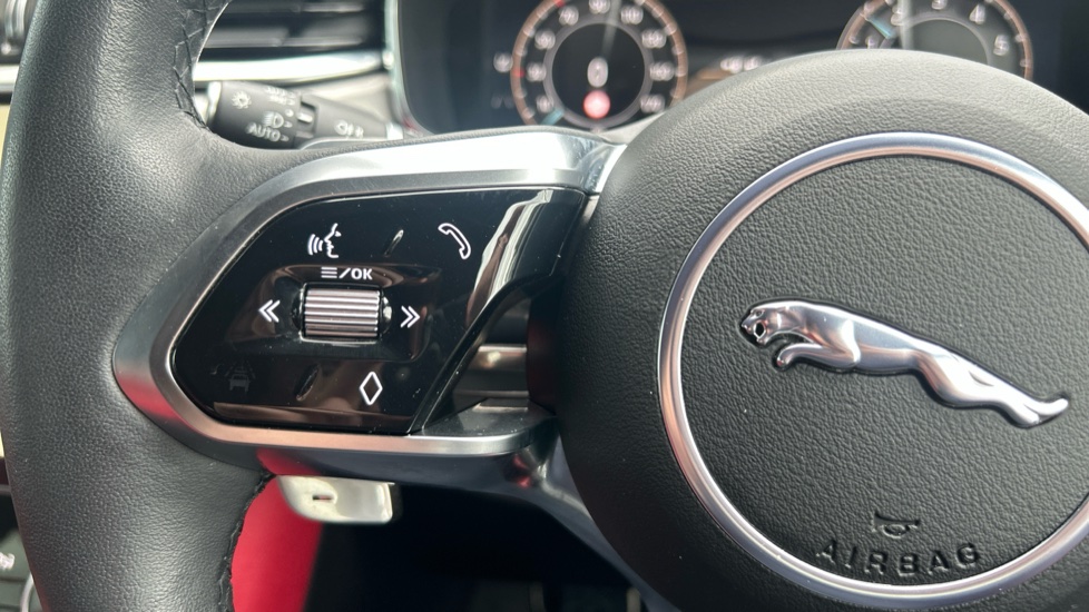 Jaguar F-Pace 2.0 P400e R-Dynamic S 5dr Auto AWD Estate - Image 41