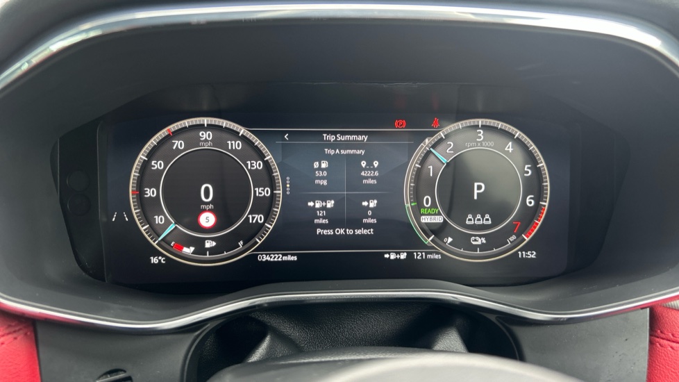 Jaguar F-Pace 2.0 P400e R-Dynamic S 5dr Auto AWD Estate - Image 44