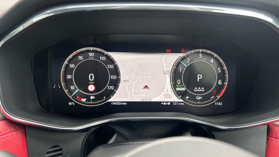 Jaguar F-Pace 2.0 P400e R-Dynamic S 5dr Auto AWD Estate - Image 45