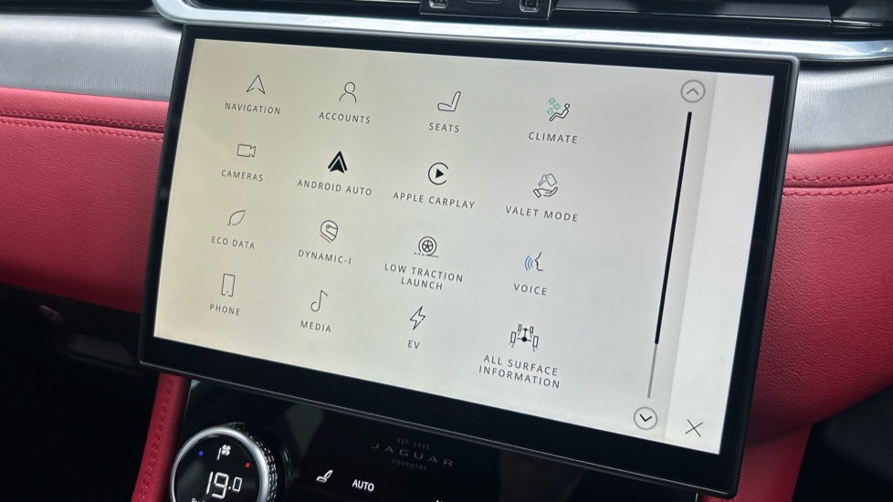 Jaguar F-Pace 2.0 P400e R-Dynamic S 5dr Auto AWD Estate - Image 46