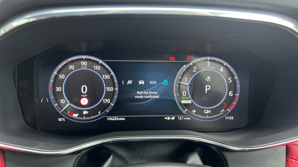 Jaguar F-Pace 2.0 P400e R-Dynamic S 5dr Auto AWD Estate - Image 52