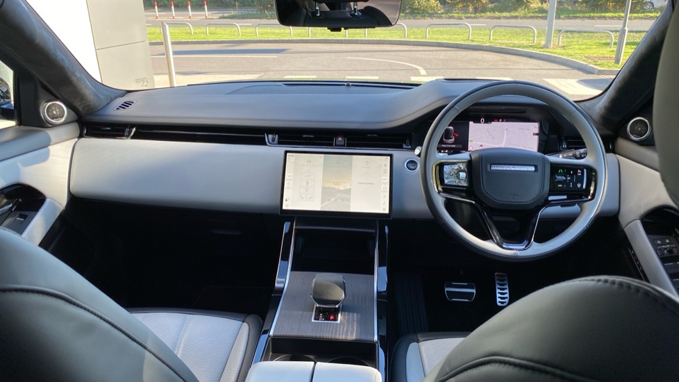Land Rover Range Rover Evoque 2.0 P250 Autobiography 5dr Auto Petrol Hatchback - Image 9