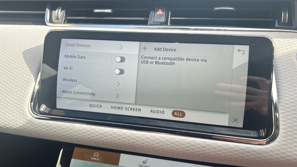 Land Rover Range Rover Evoque 2.0 P250 R-Dynamic S 5dr Auto Petrol Hatchback - Image 33
