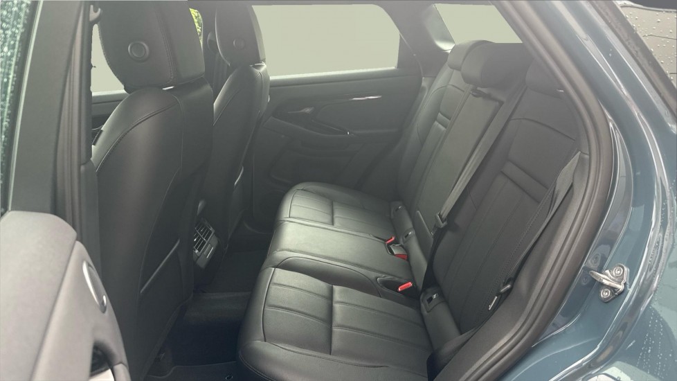 Land Rover Range Rover Evoque 2.0 D200 Dynamic SE 5dr Auto Diesel Hatchback - Image 4