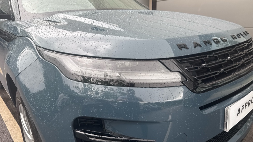 Land Rover Range Rover Evoque 2.0 D200 Dynamic SE 5dr Auto Diesel Hatchback - Image 17