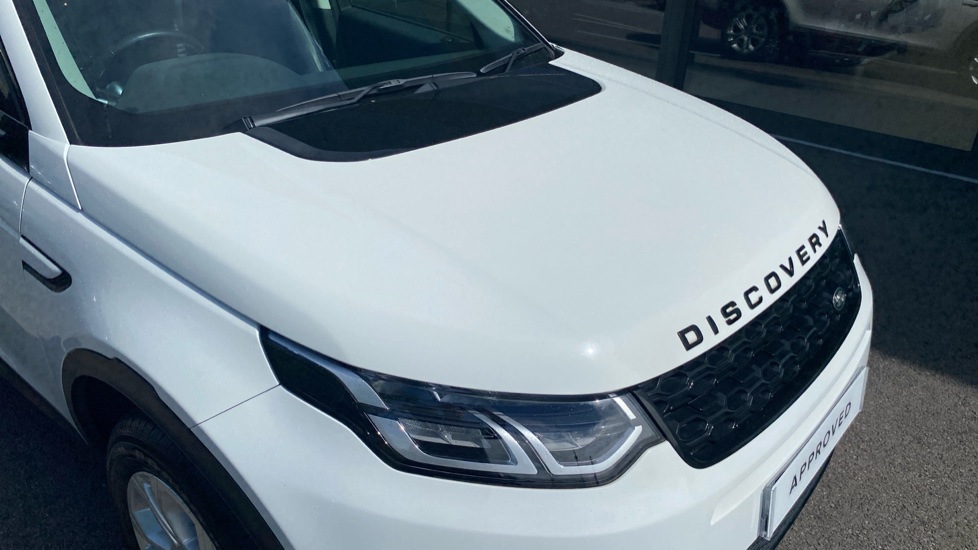 Land Rover Discovery Sport 2.0 P250 S 5dr Auto [5 Seat] Petrol Station Wagon - Image 21