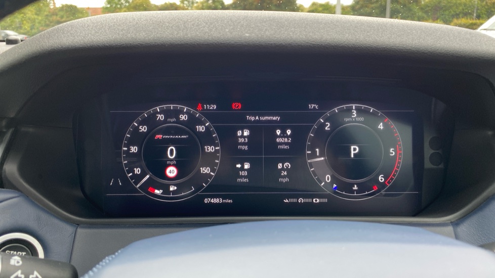 Land Rover Range Rover Velar 2.0 D180 R-Dynamic HSE 5dr Auto Diesel Estate - Image 16