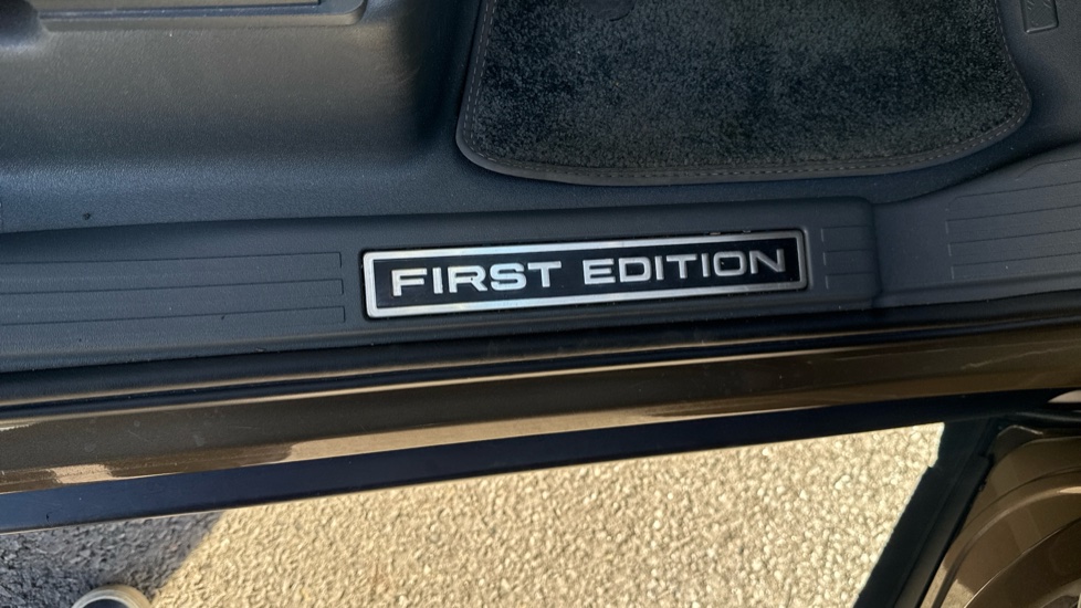 Land Rover Defender 2.0 D240 First Edition 110 5dr Auto [7 Seat] Diesel Estate - Image 35