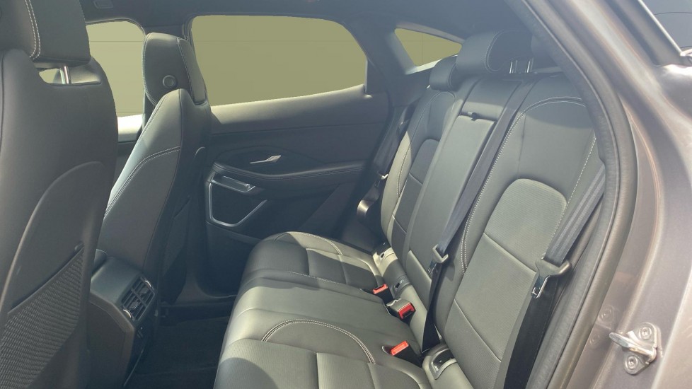 Jaguar E-Pace 2.0 D200 R-Dynamic SE Black 5dr Auto Diesel Estate - Image 4