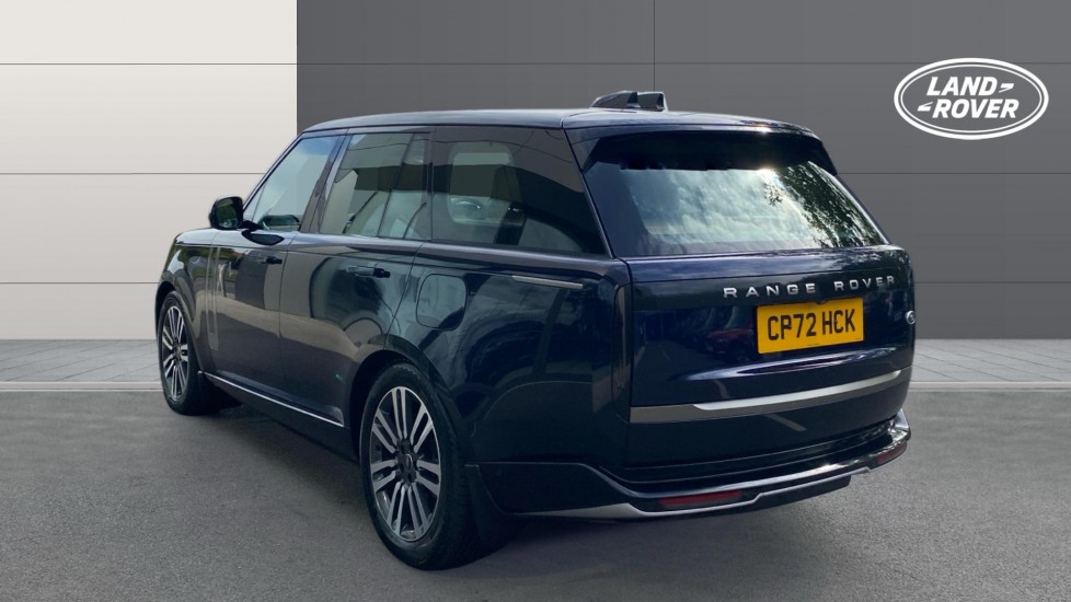 Land Rover Range Rover 3.0 P440e HSE 4dr Auto Estate - Image 2