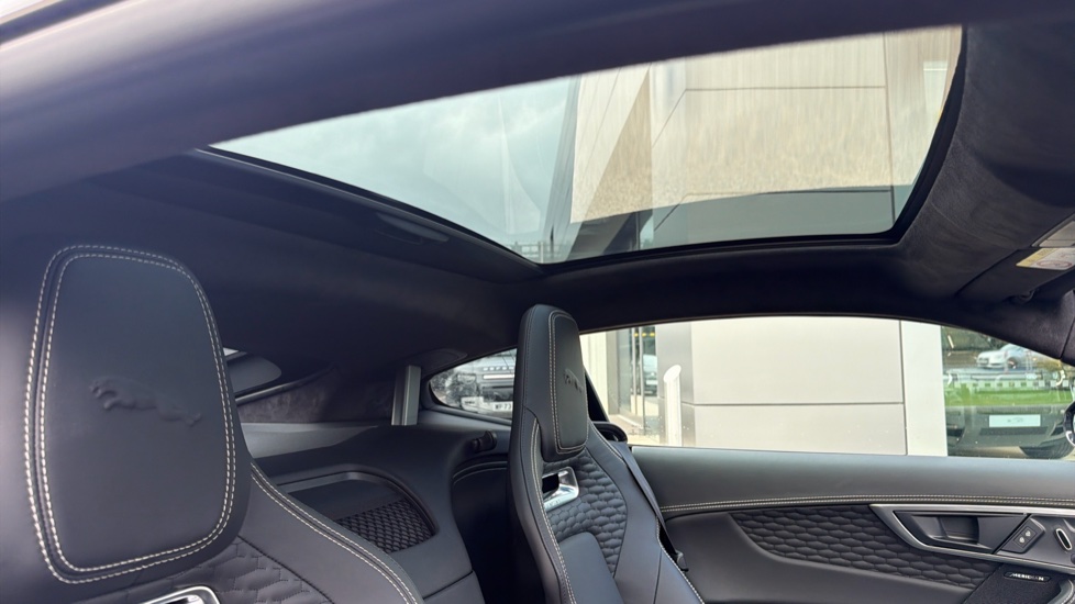 Jaguar F-Type 5.0 P450 Supercharged V8 R-Dynamic Black 2dr Auto Petrol Coupe - Image 20