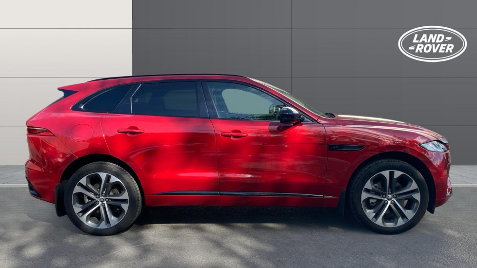 Jaguar F-Pace 2.0 D200 R-Dynamic HSE Black 5dr Auto AWD Diesel Estate - Image 5
