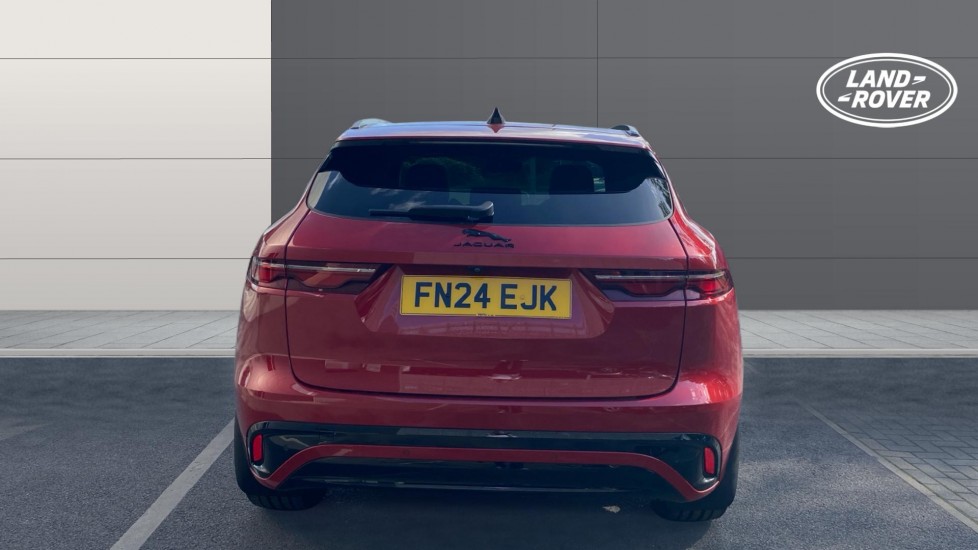Jaguar F-Pace 2.0 D200 R-Dynamic HSE Black 5dr Auto AWD Diesel Estate - Image 6