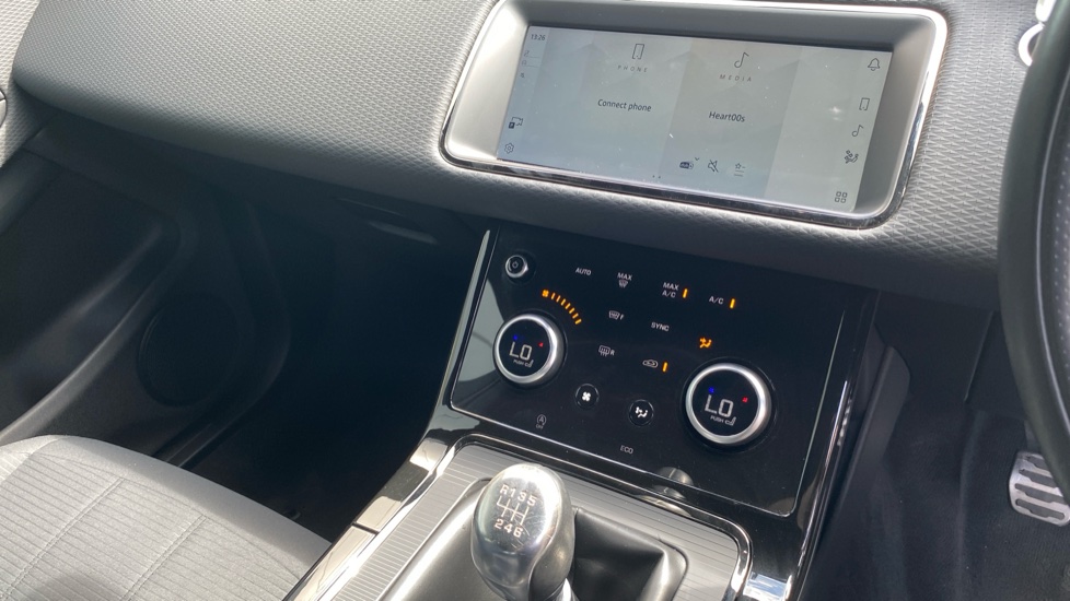 Land Rover Range Rover Evoque 2.0 D165 R-Dynamic 5dr 2WD Diesel Hatchback - Image 39