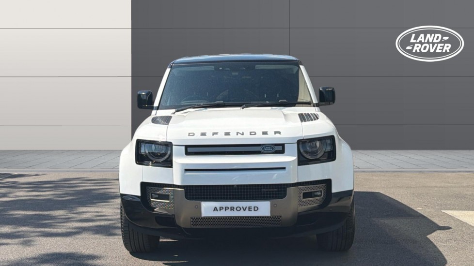Land Rover Defender 3.0 D250 X-Dynamic SE 110 5dr Auto Diesel Estate - Image 7
