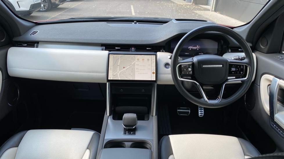 Land Rover Discovery Sport 2.0 D200 Dynamic HSE 5dr Auto [7 Seat] Diesel Station Wagon - Image 9