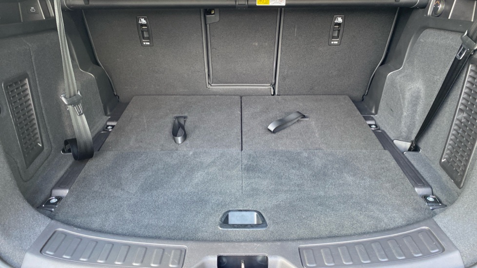 Land Rover Discovery Sport 2.0 D200 Dynamic HSE 5dr Auto [7 Seat] Diesel Station Wagon - Image 10