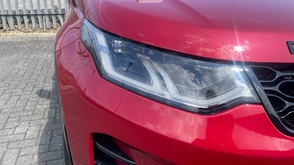Land Rover Discovery Sport 2.0 D200 Dynamic HSE 5dr Auto [7 Seat] Diesel Station Wagon - Image 17