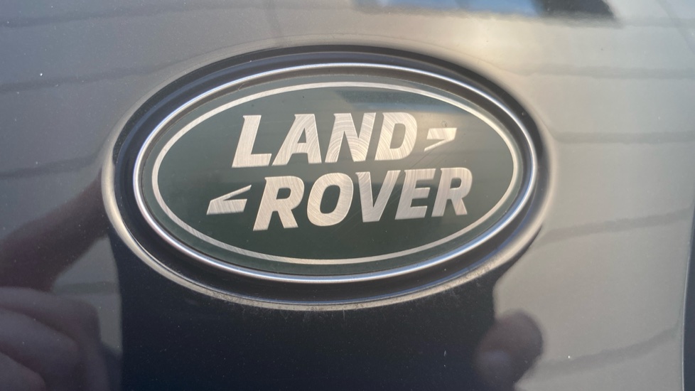 Land Rover Discovery Sport 2.0 D200 Dynamic HSE 5dr Auto [7 Seat] Diesel Station Wagon - Image 25
