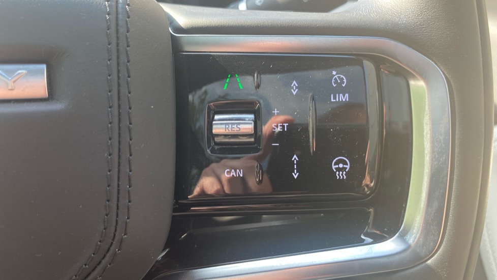 Land Rover Discovery Sport 2.0 D200 Dynamic HSE 5dr Auto [7 Seat] Diesel Station Wagon - Image 32