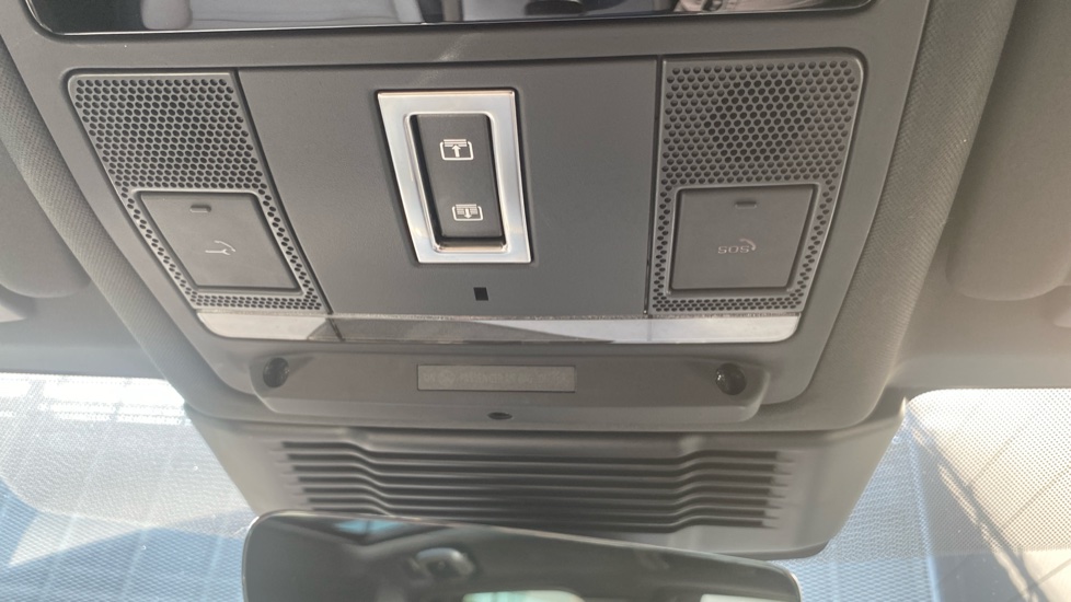 Land Rover Discovery Sport 2.0 D200 Dynamic HSE 5dr Auto [7 Seat] Diesel Station Wagon - Image 35