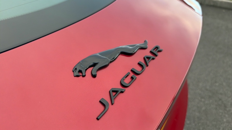 Jaguar F-Type 5.0 P450 Supercharged V8 75 2dr Auto AWD Petrol Coupe - Image 23