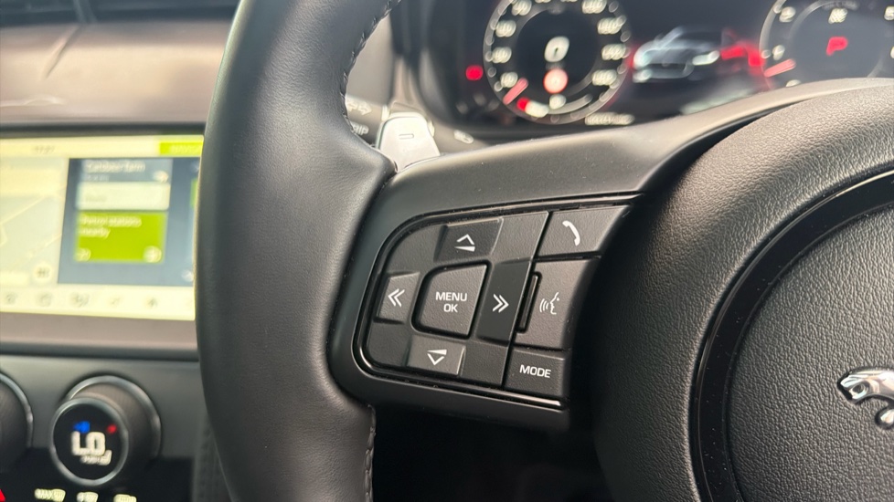 Jaguar F-Type 5.0 P450 Supercharged V8 75 2dr Auto AWD Petrol Coupe - Image 28