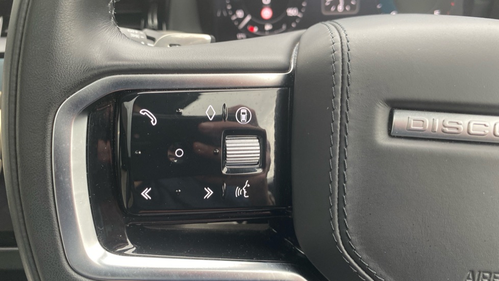 Land Rover Discovery Sport 2.0 D200 Dynamic HSE 5dr Auto [7 Seat] Diesel Station Wagon - Image 36