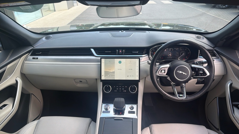 Jaguar F-Pace 2.0 D200 R-Dynamic S 5dr Auto AWD Diesel Estate - Image 9