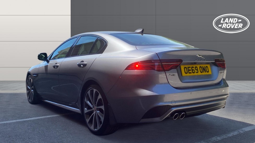 Jaguar XE 2.0d R-Dynamic SE 4dr Auto Diesel Saloon - Image 2