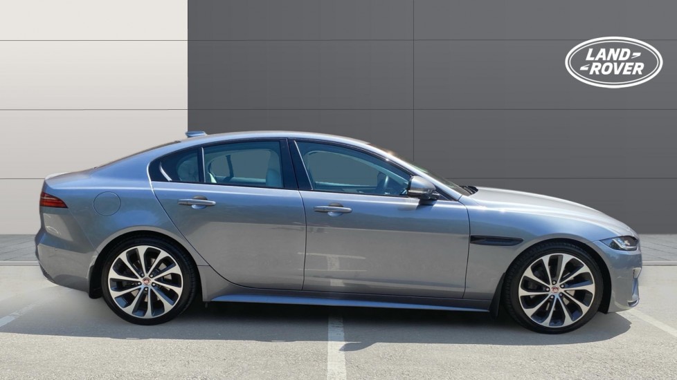 Jaguar XE 2.0d R-Dynamic SE 4dr Auto Diesel Saloon - Image 5