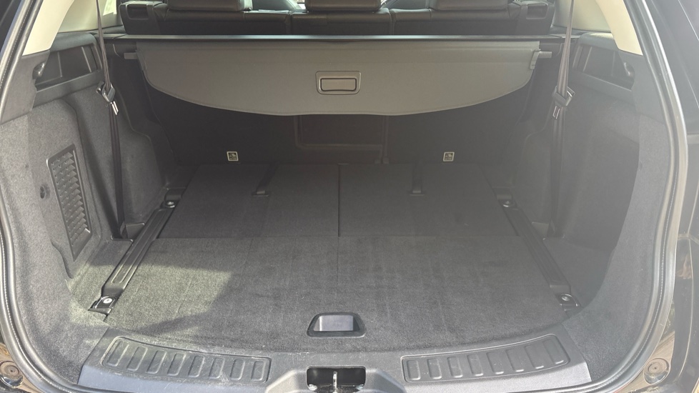 Land Rover Discovery Sport 2.0 TD4 180 HSE 5dr Auto Diesel Station Wagon - Image 10