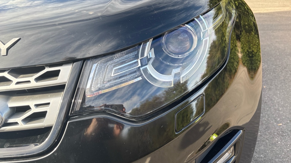Land Rover Discovery Sport 2.0 TD4 180 HSE 5dr Auto Diesel Station Wagon - Image 17