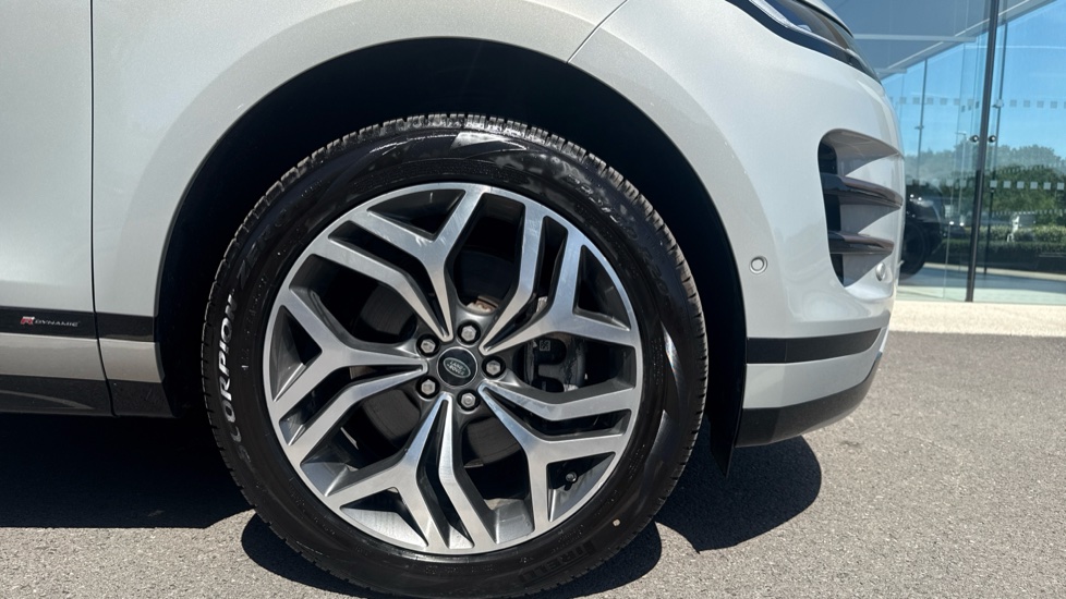 Land Rover Range Rover Evoque 1.5 P300e R-Dynamic SE 5dr Auto Hatchback - Image 8
