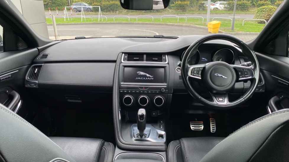 Jaguar E-Pace 2.0d [180] R-Dynamic SE 5dr Auto Diesel Estate - Image 9