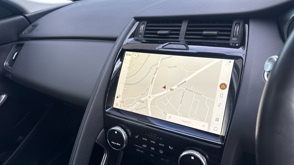 Jaguar E-Pace 2.0 D165 5dr Auto Diesel Estate - Image 11